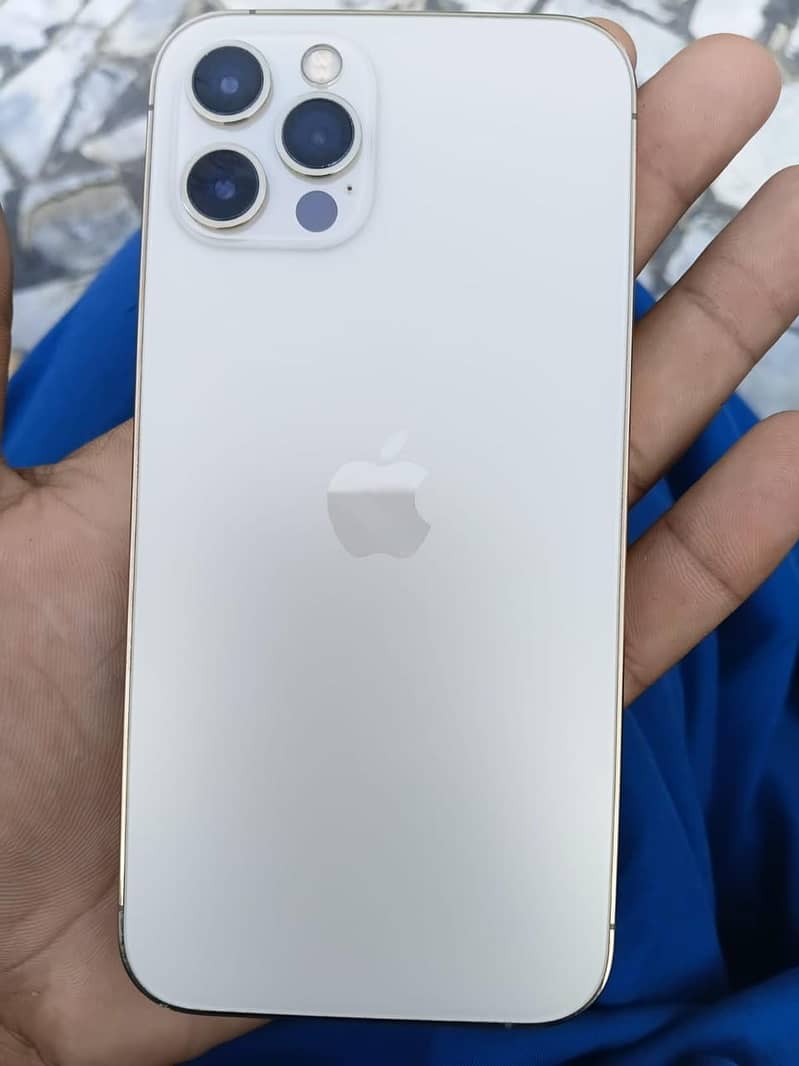 Apple iPhone 12 Pro 0