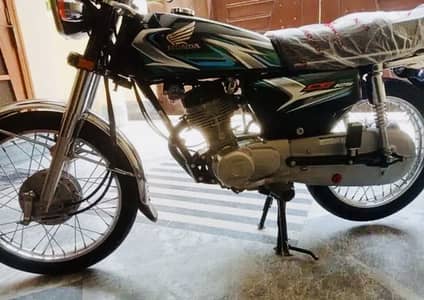 Honda 125 | Model 2023 | 7300 KM Use Bike | Honda CG 125 Only Call