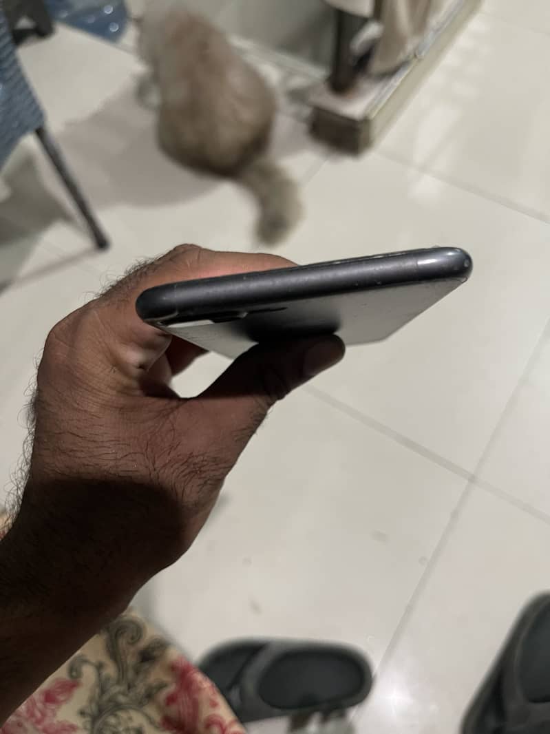 Apple iPhone 8 Plus 2