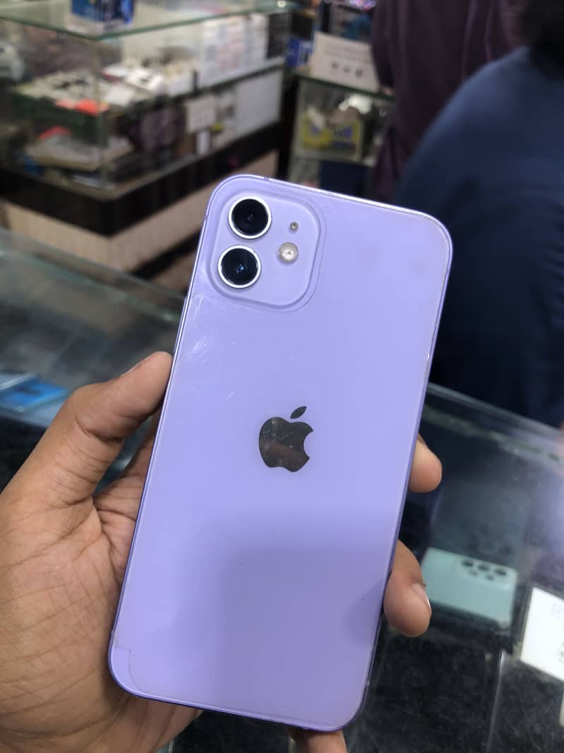 Apple iPhone 12 0