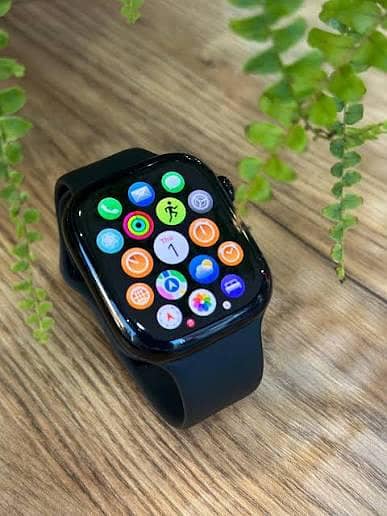 Apple Watch Series 10 9.5/10 with complete box
