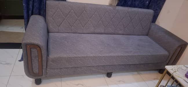 Sofa comebed