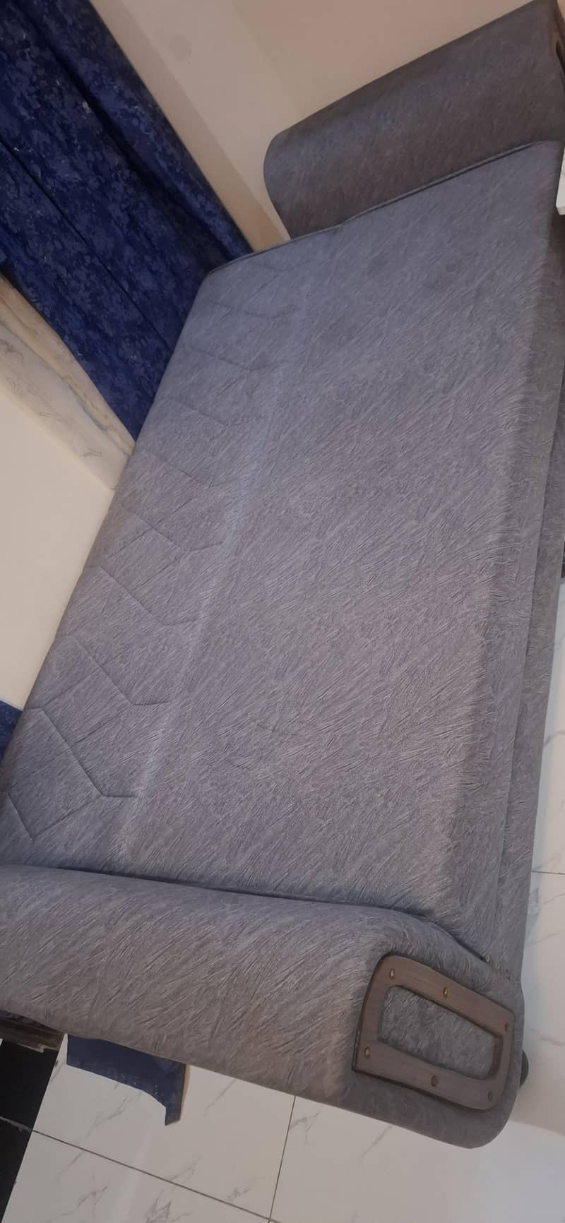 Sofa comebed 2