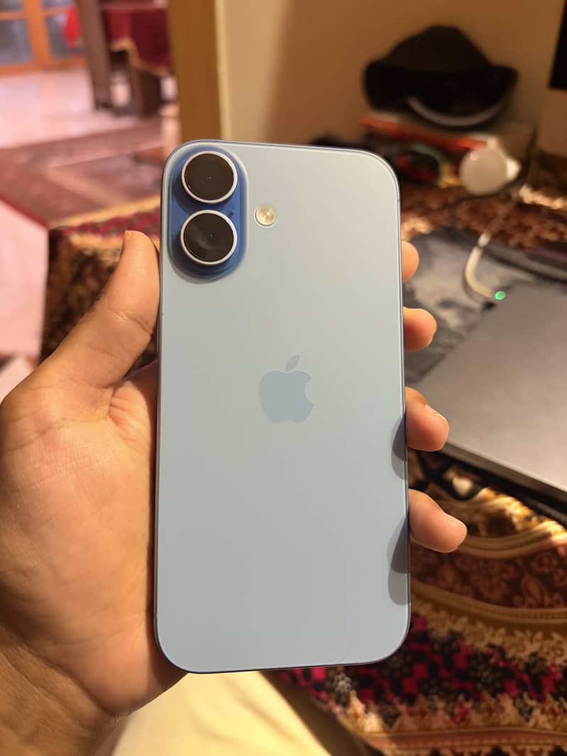 Apple iPhone 17 0