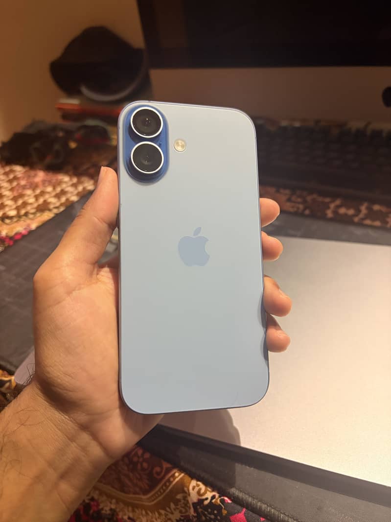 Apple iPhone 17 6