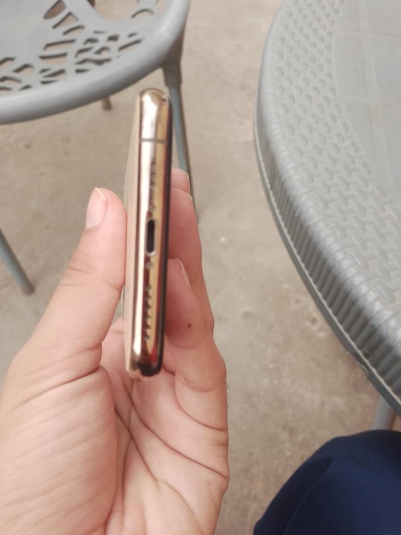 Apple iPhone 11 Pro 5