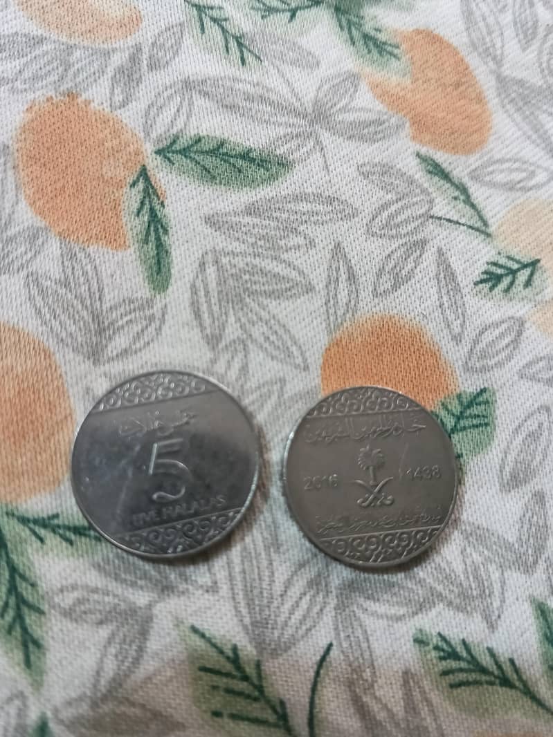 coins 12