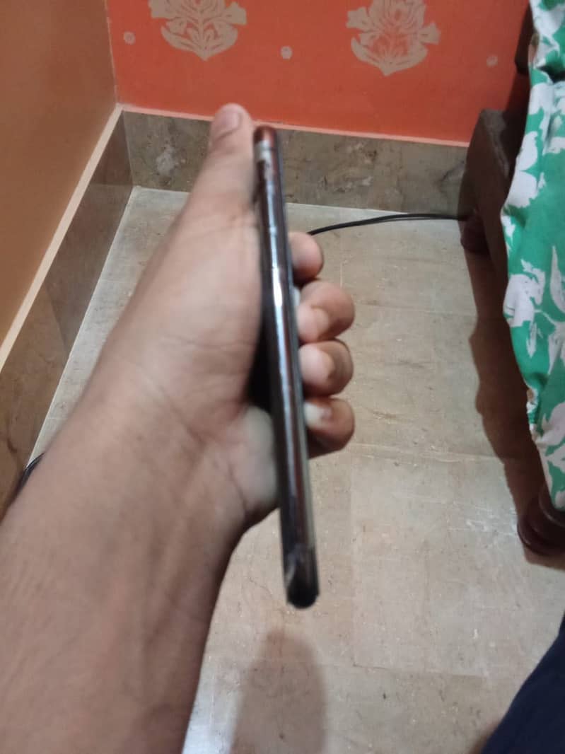 Apple iPhone X 2