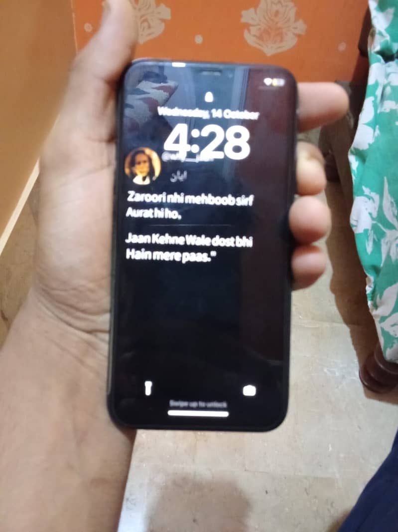 Apple iPhone X 3
