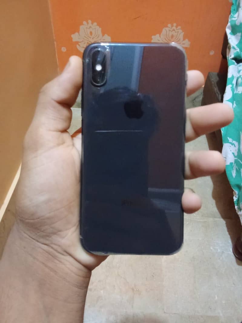 Apple iPhone X 4
