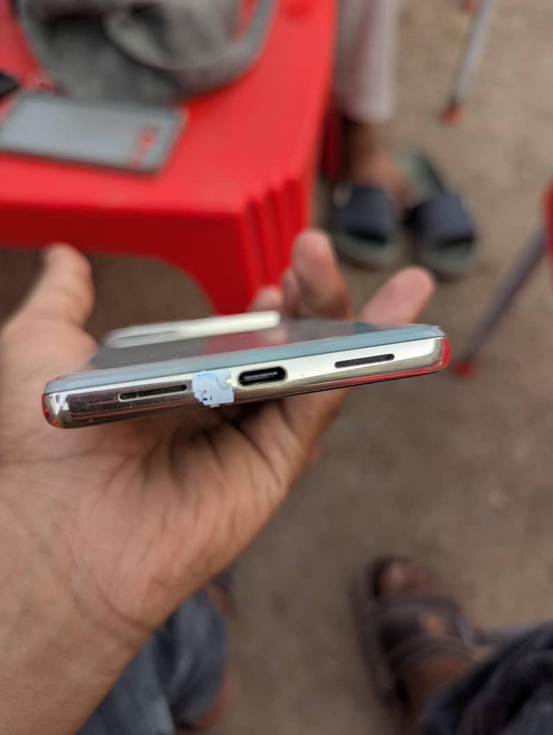 Google Pixel 7 Pro 4