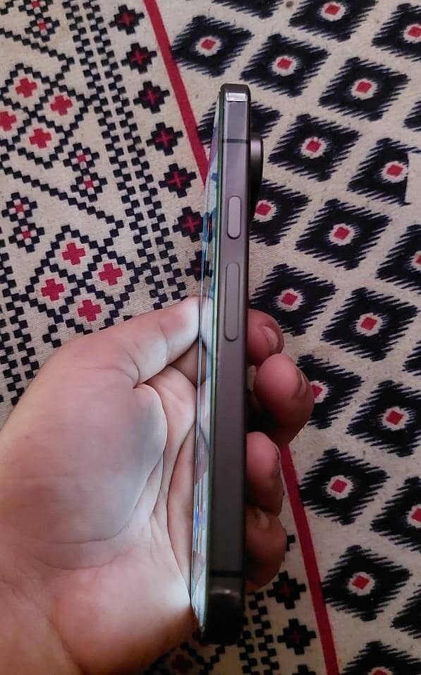 Google Pixel 10 5