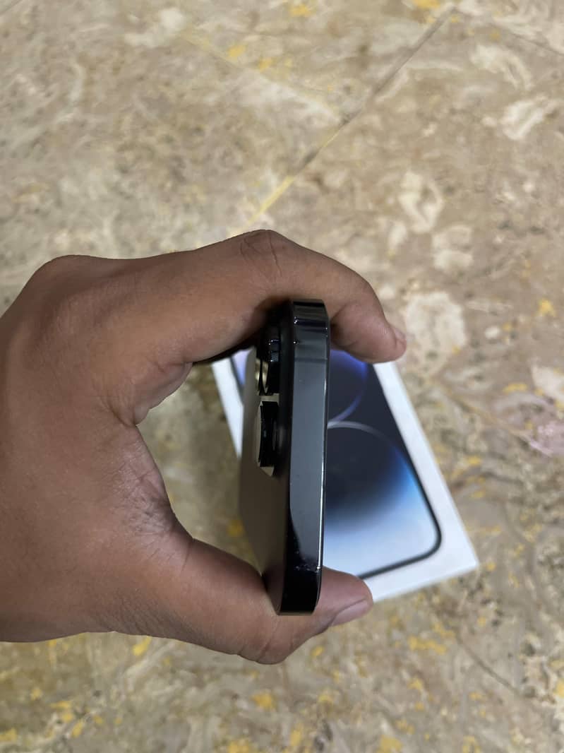 Apple iPhone 14 Pro 3