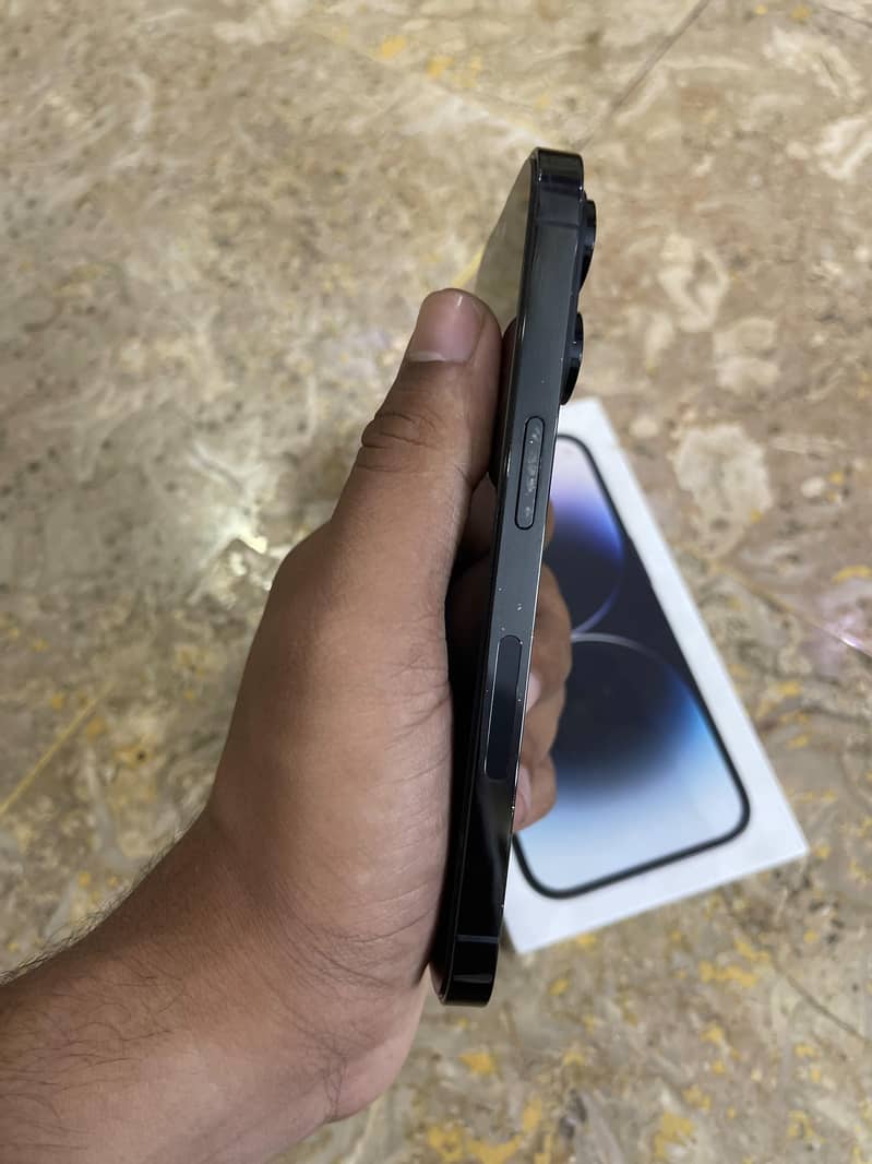 Apple iPhone 14 Pro 6