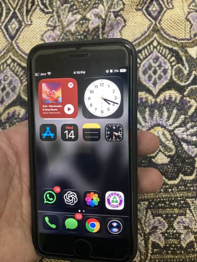 Apple iPhone SE
