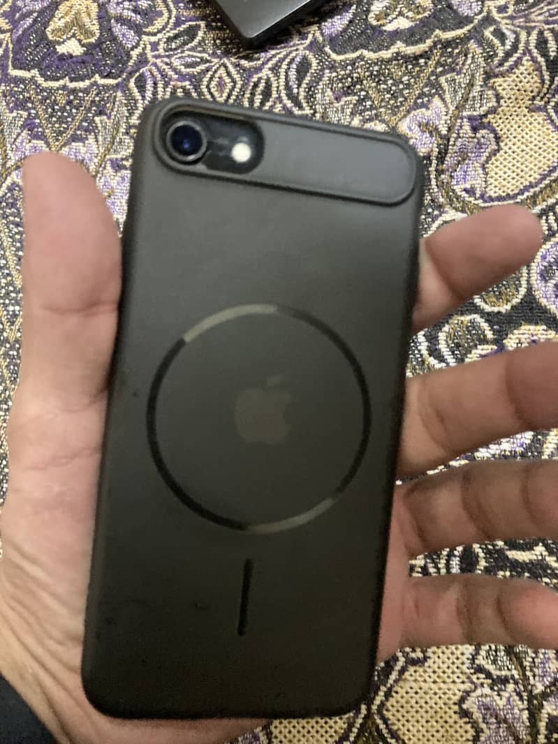 Apple iPhone SE 2