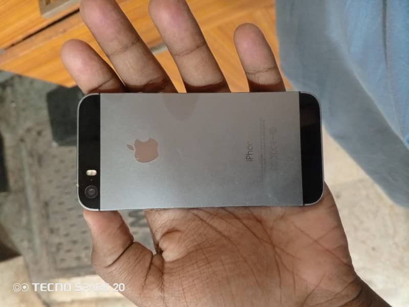 Apple iPhone 5 0