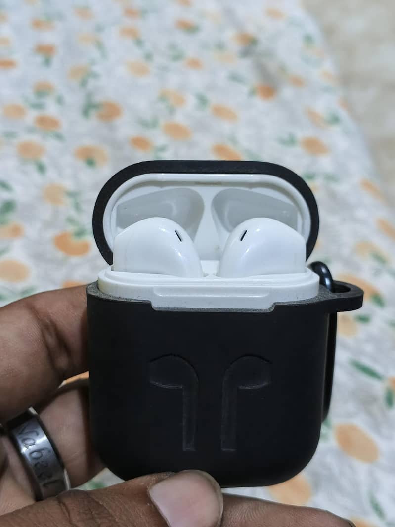 new earbuds 9