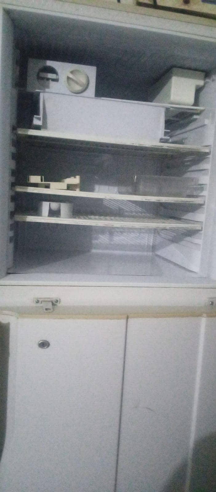 PEL refrigerator 4