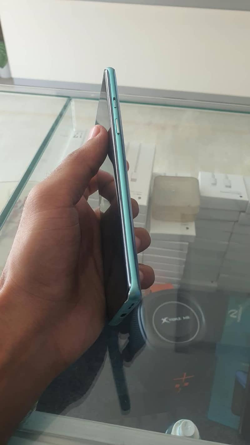 One Plus 8 Pro 4