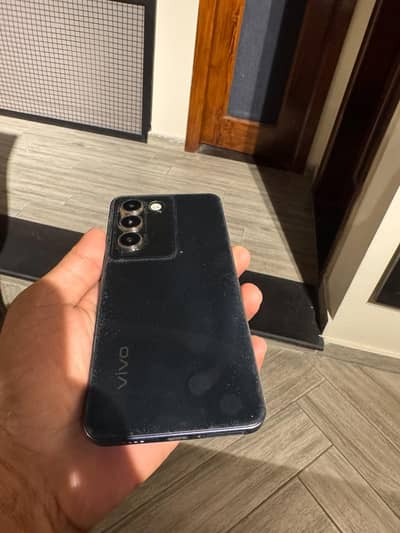 Vivo Y100