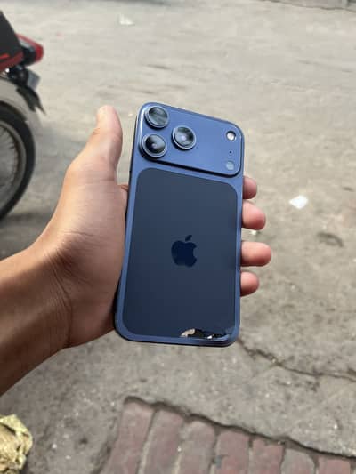 Apple iPhone XR convert 17 pro