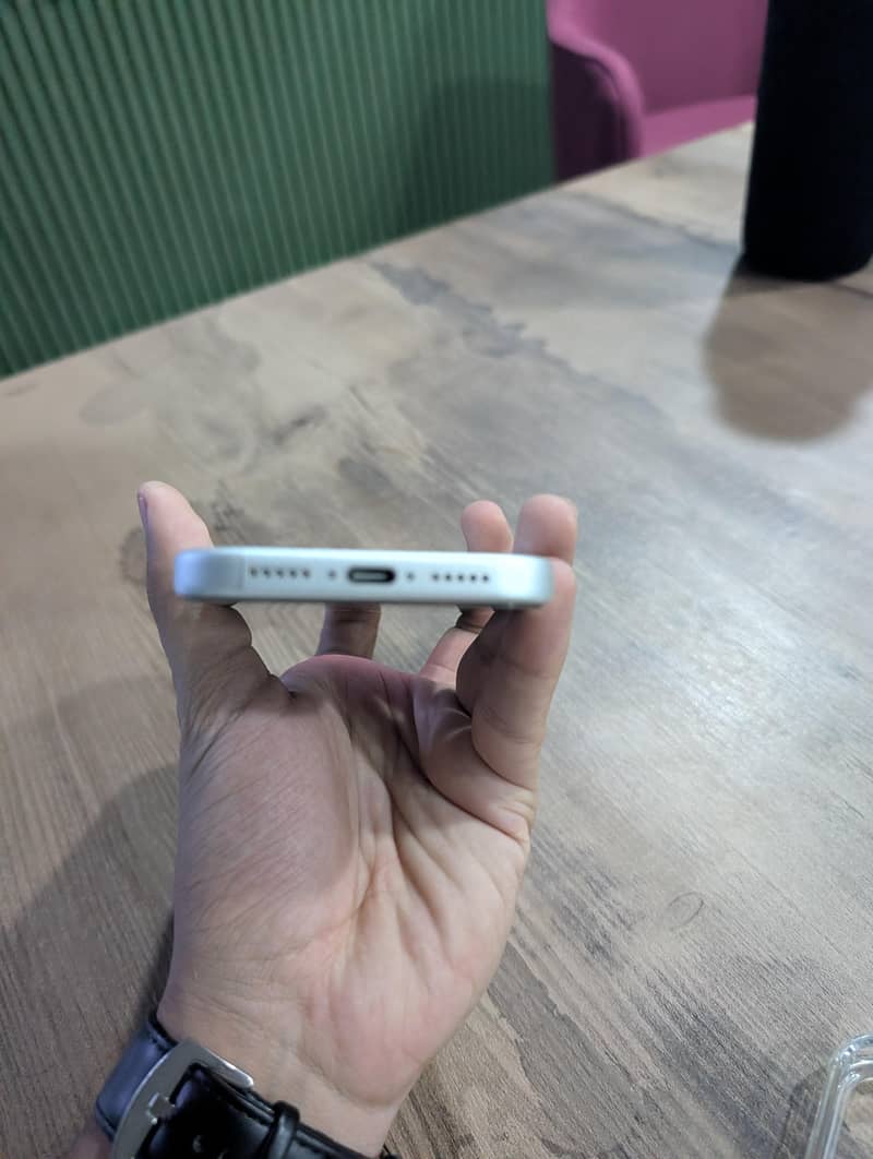 Apple iPhone 17 Pro 1