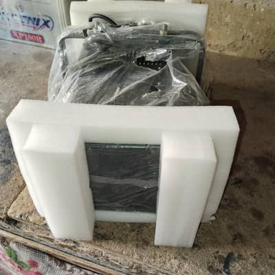 follow spot light 350w brand new with light stand