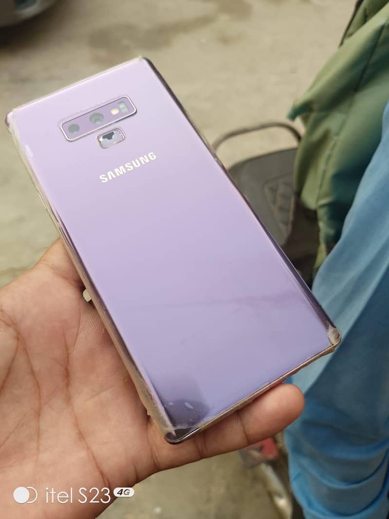 Samsung Mobile Note 9 1