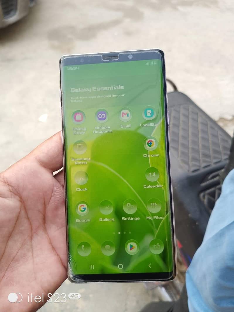 Samsung Mobile Note 9 4