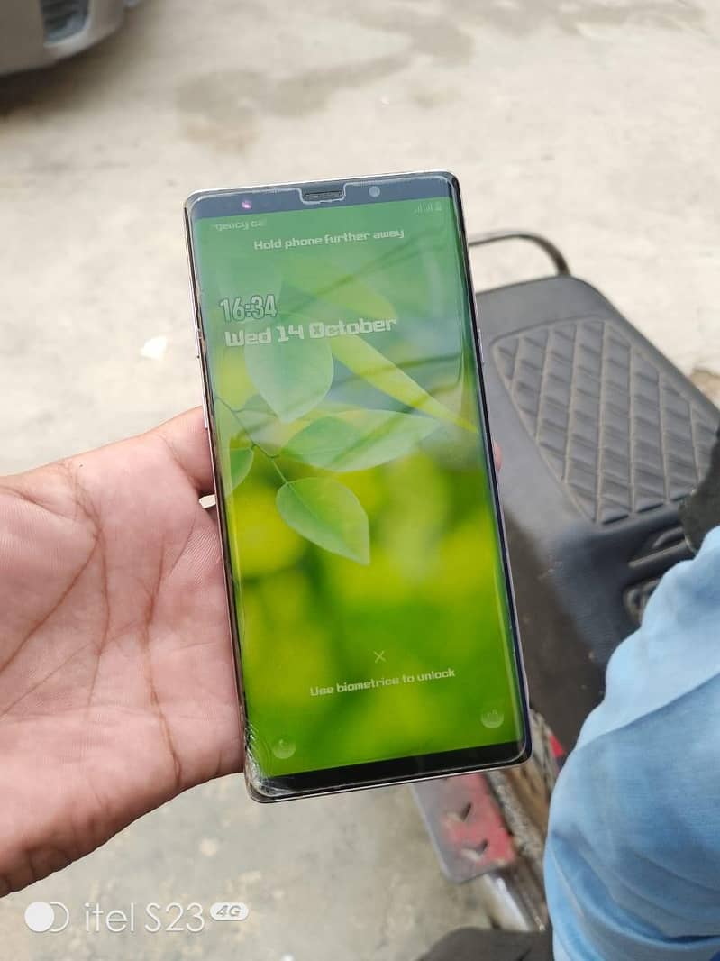 Samsung Mobile Note 9 6