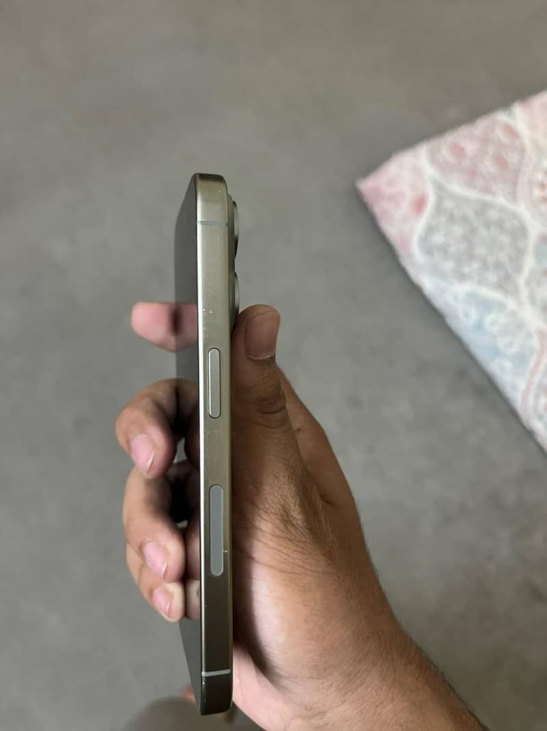 iPhone 15 Pro 1