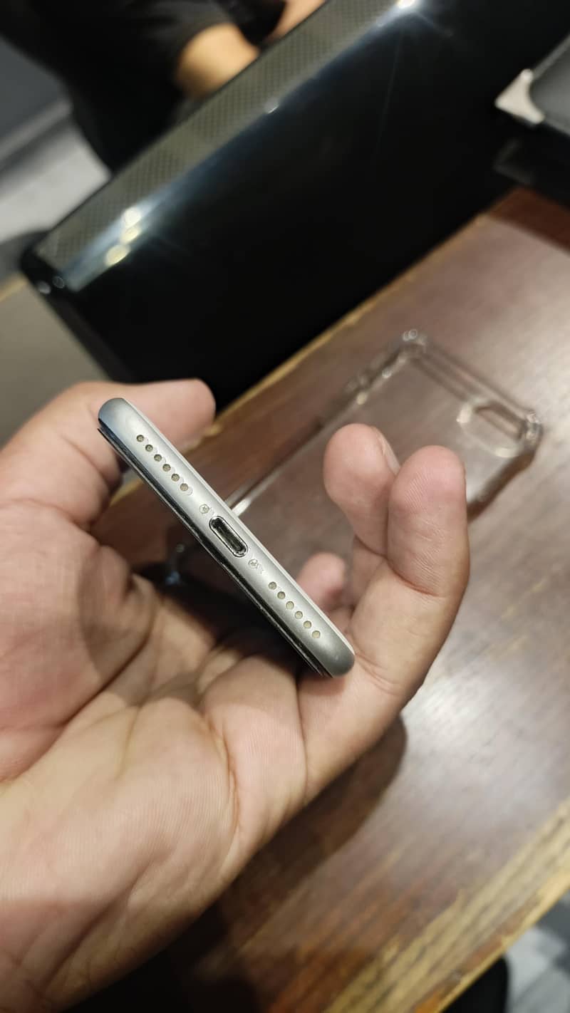 iphone se 2020 3