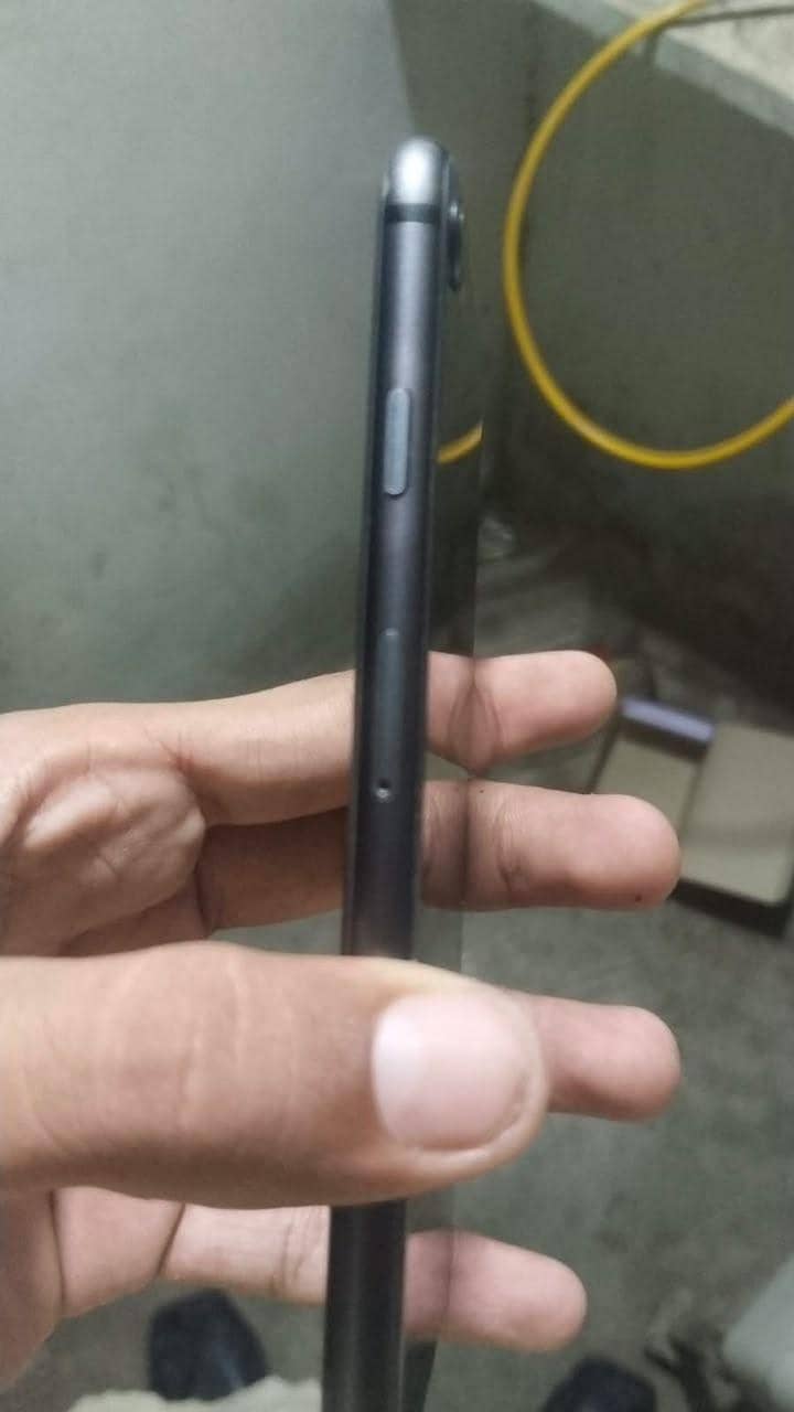 Apple iPhone 8 2