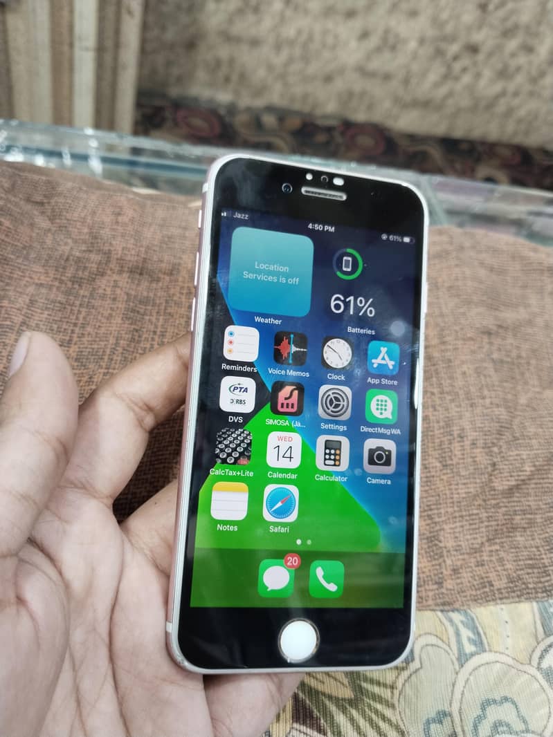 Apple iPhone 7 4