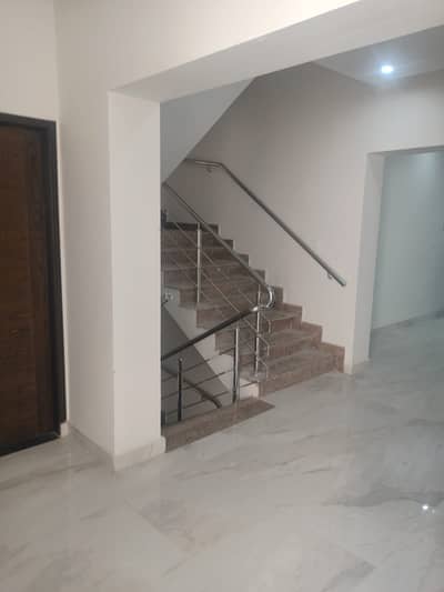 12 Marla 4-Bedroom Flat For Rent In Askari 12, Lahore.
