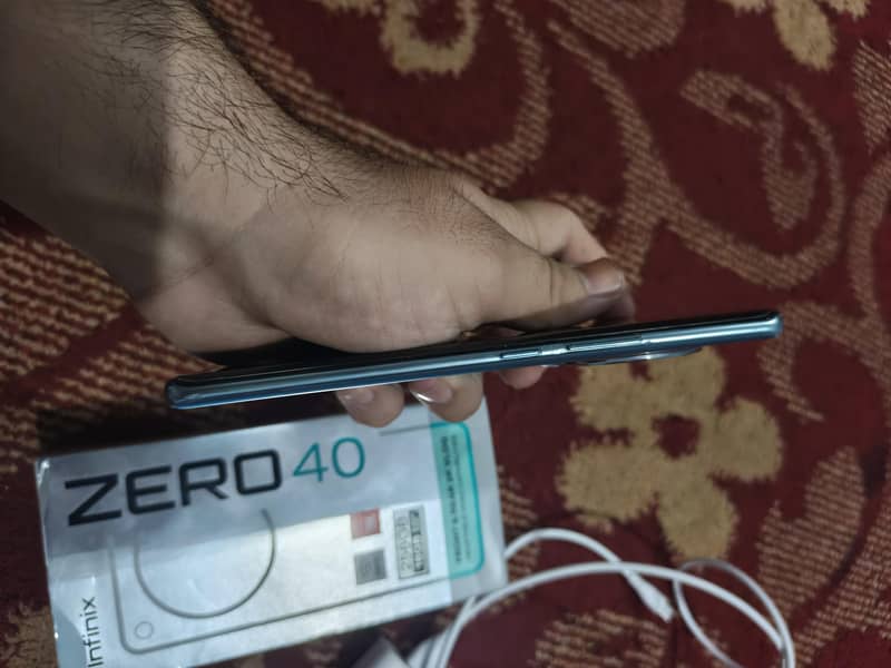 Infinix Zero 40 2