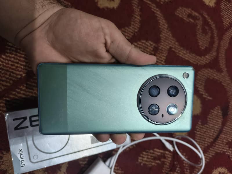 Infinix Zero 40 8