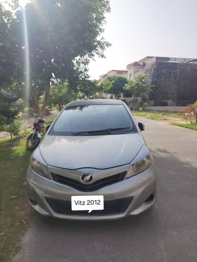 Toyota Vitz 2012
