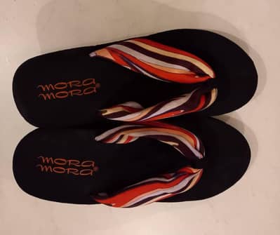 Urgent Sale, Preloved/Used, Flip-Flops / Sandals, Price Are Negotiable