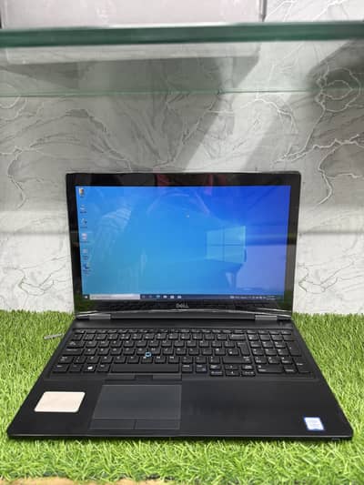 Dell Latitude 5590 (i5 7th Gen) (8/256)