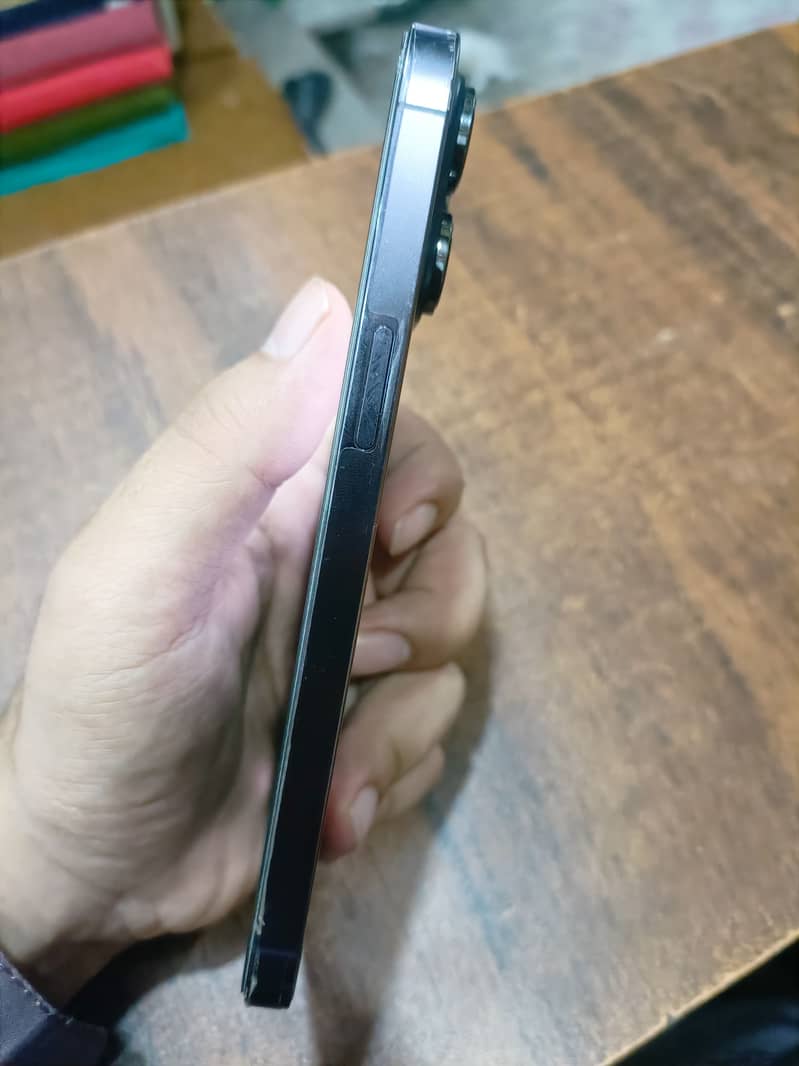 Apple iPhone 14 Pro Max 3