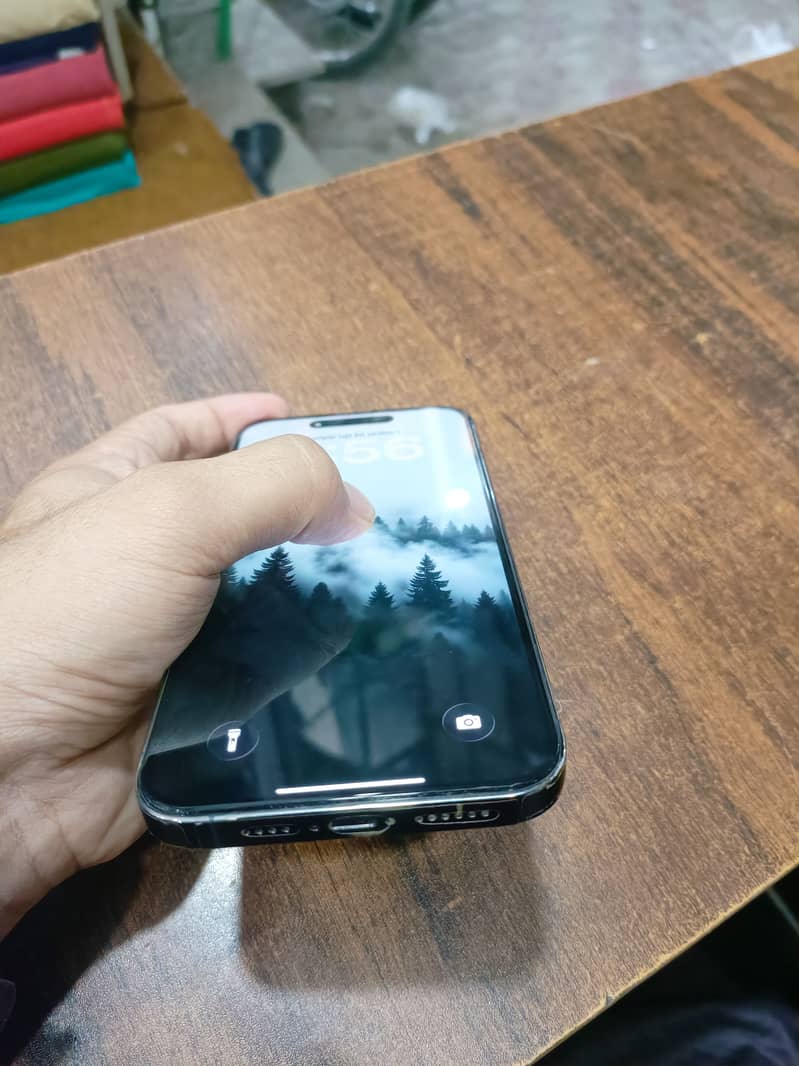 Apple iPhone 14 Pro Max 5