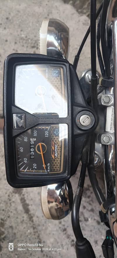 Honda CG 125S Gold Edition 2025 - Total Genuine & Scratchless