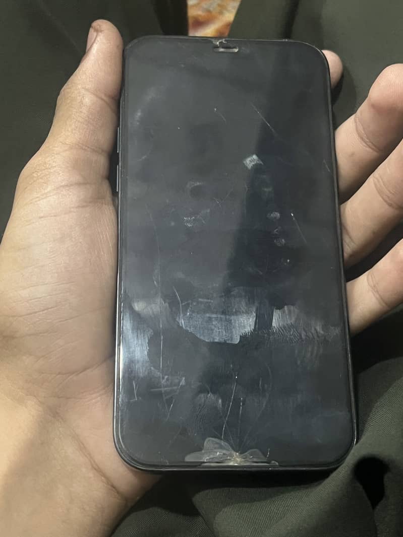 Apple iPhone 12 Pro 4