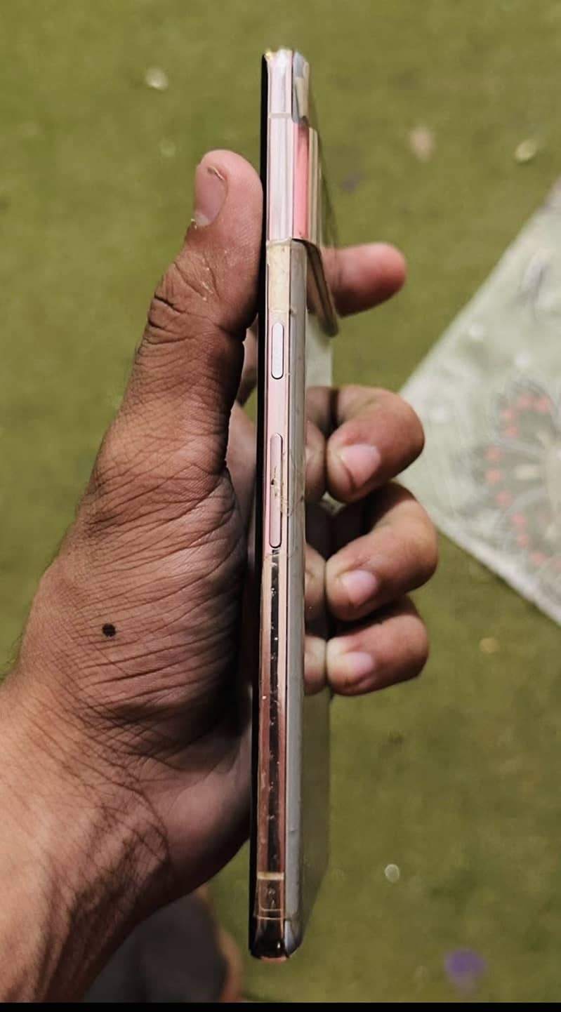 Google Pixel 7 Pro 6