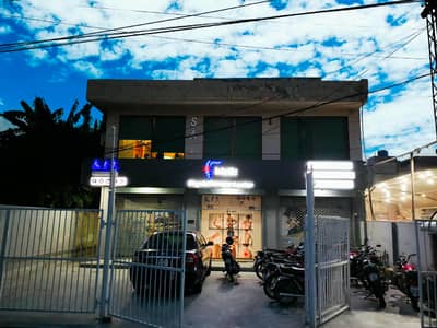 BEAUTIFUL LOCATION 10 MARLA FURNISHED GROUND FLOOR CLINIC FOR RENT