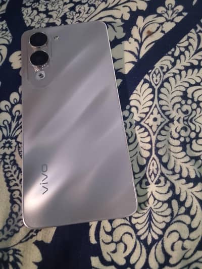 Vivo Y04 complete box