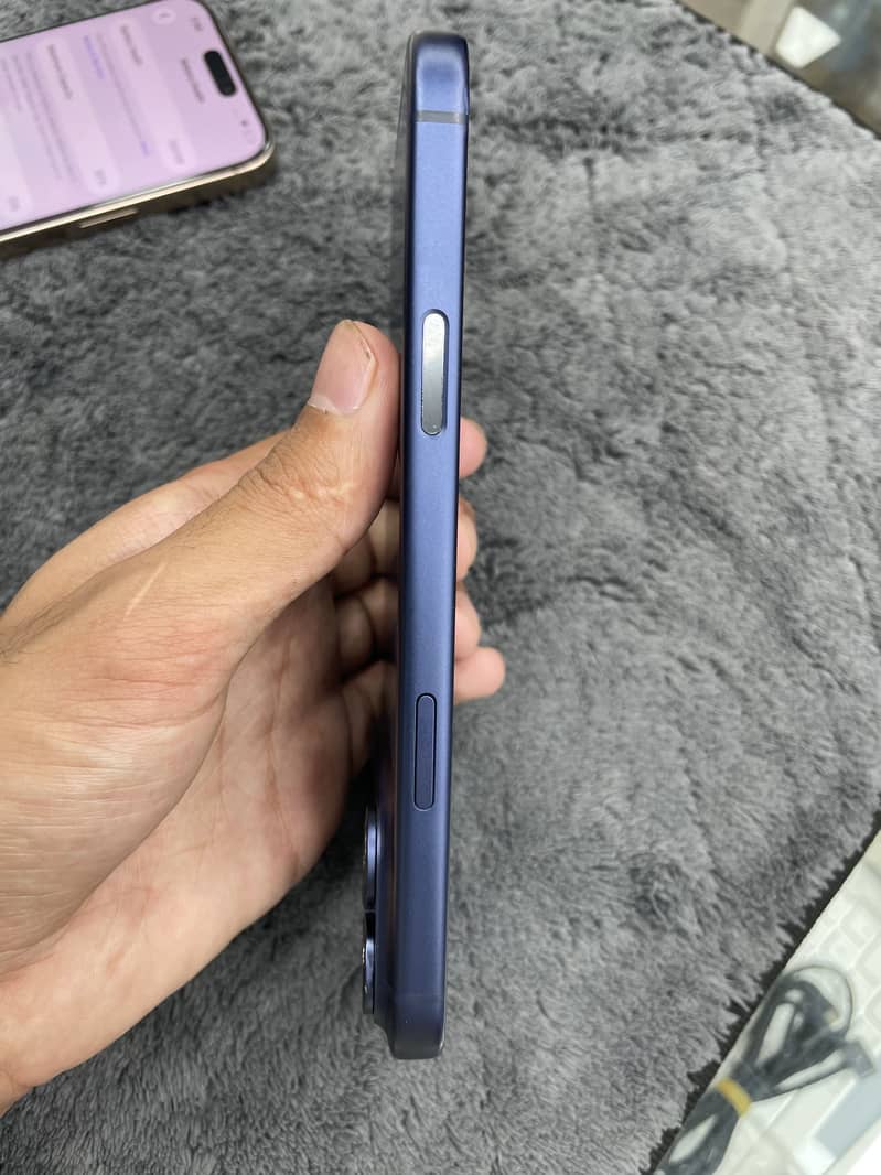 Apple iPhone 17 Pro Max 3
