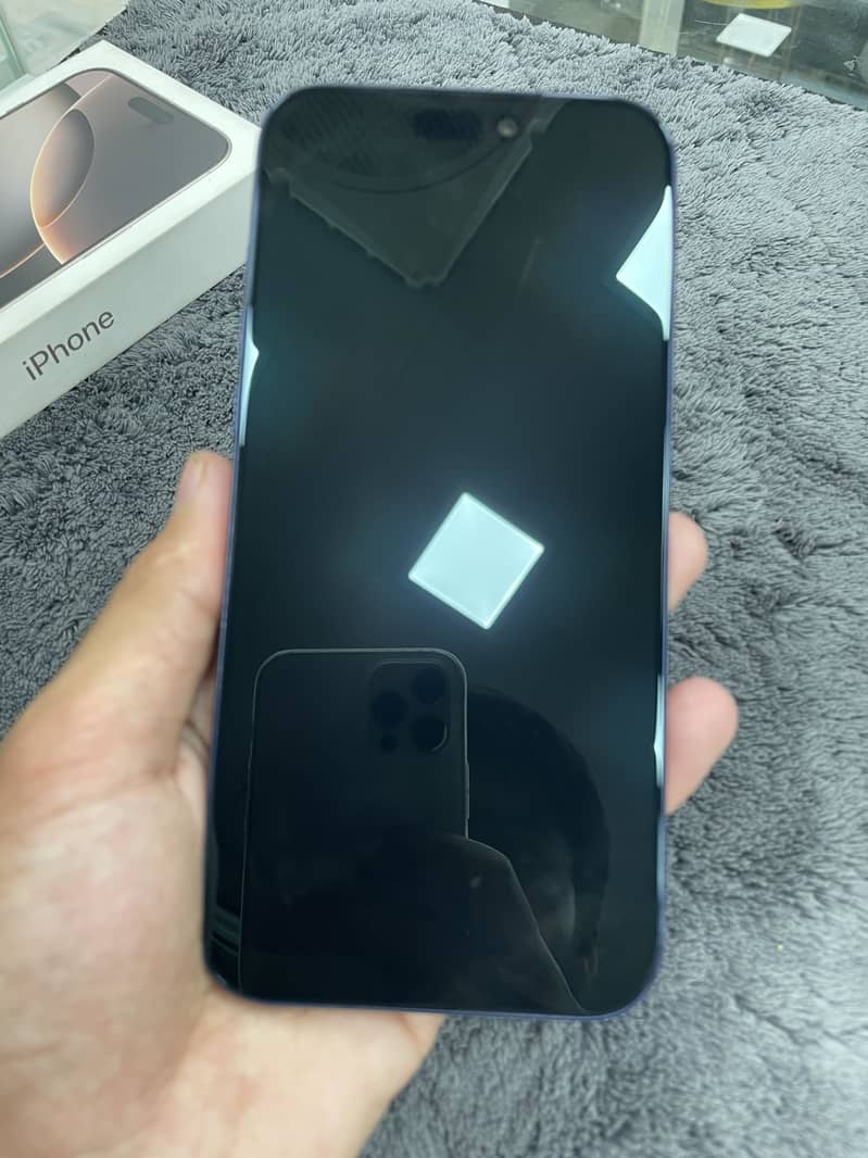 Apple iPhone 17 Pro Max 6